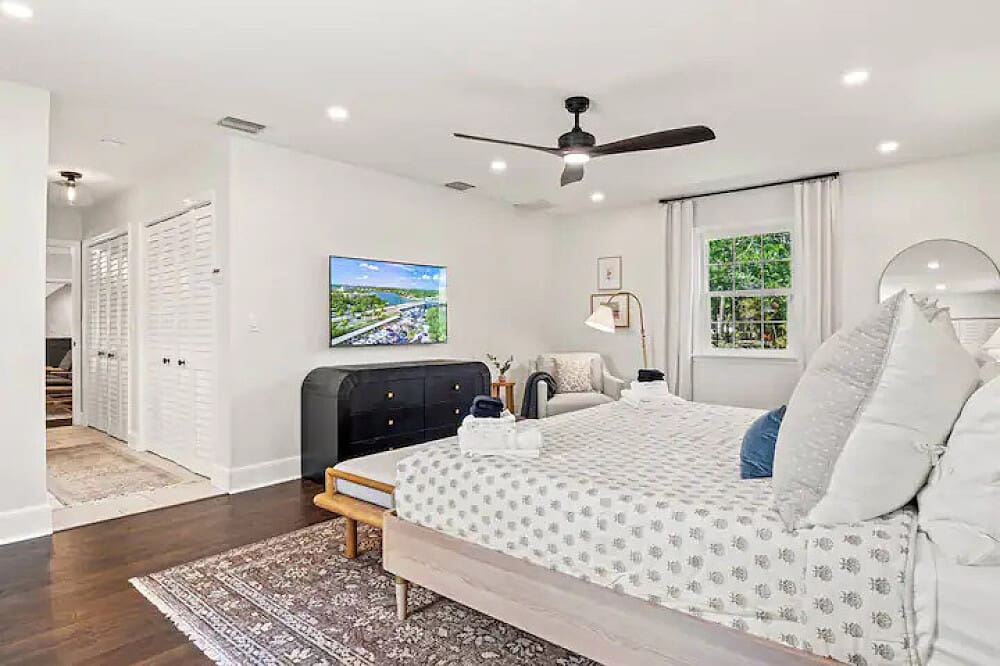 4 Day Living Love Transformational Yoga Retreat Bed Room 3