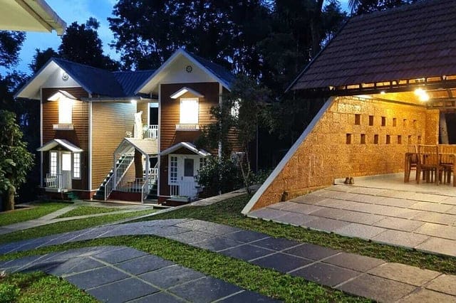 Building Facility 28 Day Seniors Yoga & Ayurveda Retreat in Kerala, India