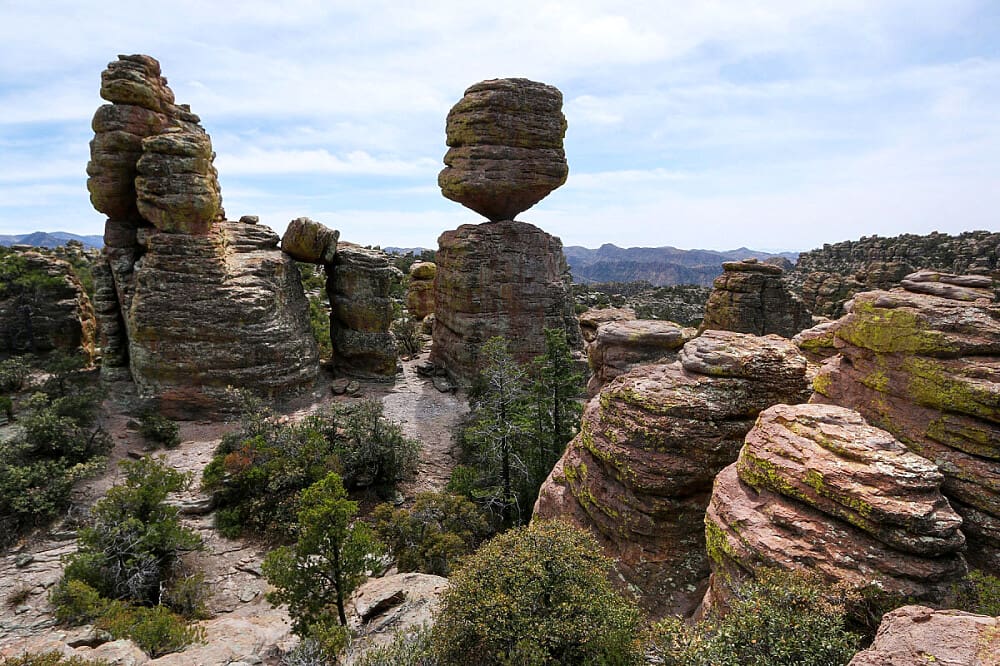 Rock Formations 3 Day Solo Retreat Meditation Yoga and Hiking Arizona USA