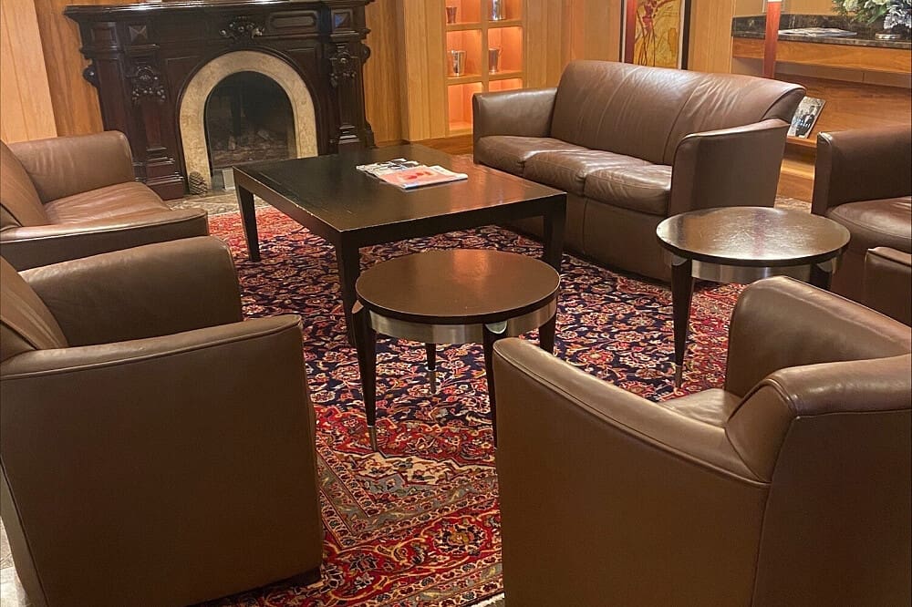 Social Room 4 Day Recovering From Relationship Trauma Retreat in MA