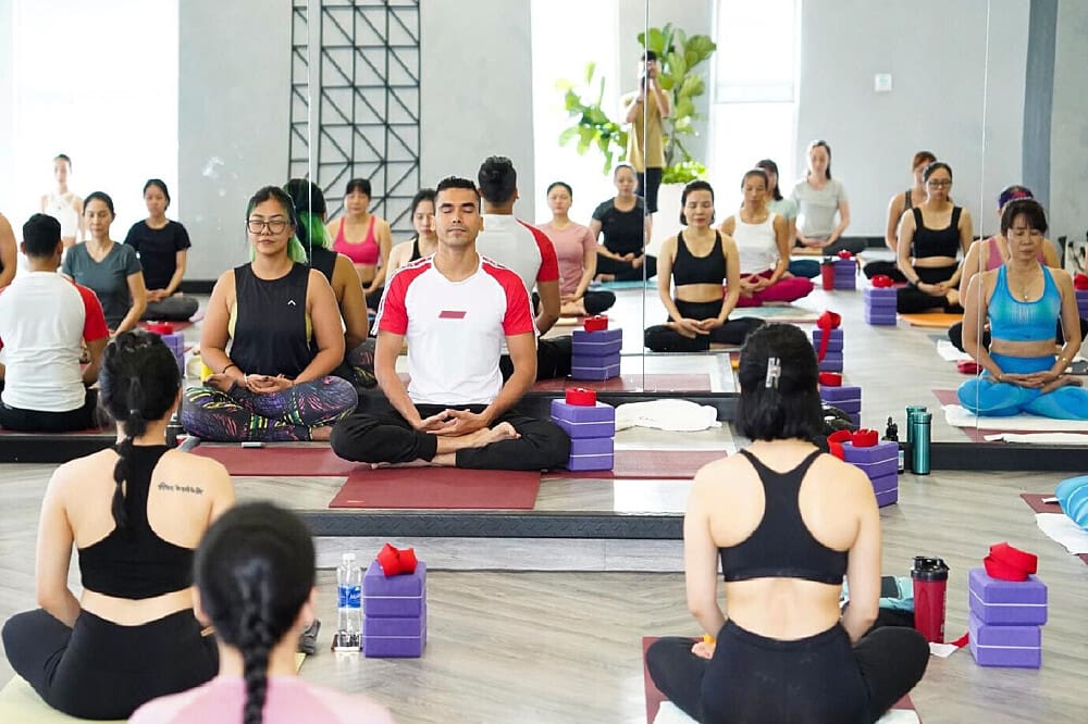 Yoga Class 28 Day Revitalization & Body Transformation Retreat in Vietnam